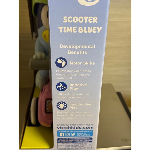 VTech Bluey Scooter Time Bluey  - NEW in BOX - Picture 2 of 5